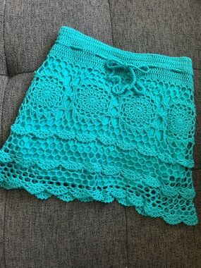 Size Small Glimmer By J.J. Basics Teal Crochet Look Mini Skirt
